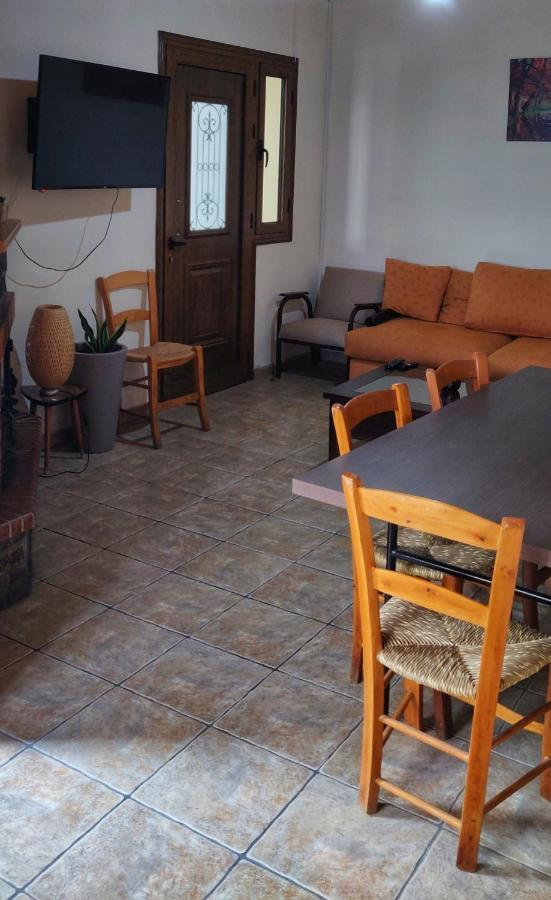 Το Σπίτι Του Προκόπη Villa Nicosia Ngoại thất bức ảnh
